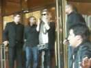 Demi Lovato Saludando en el hotel Radisson Uruguay 29_04_12 0446
