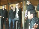 Demi Lovato Saludando en el hotel Radisson Uruguay 29_04_12 0469