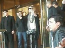 Demi Lovato Saludando en el hotel Radisson Uruguay 29_04_12 0503