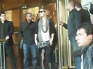 Demi Lovato Saludando en el hotel Radisson Uruguay 29_04_12 0562