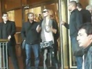 Demi Lovato Saludando en el hotel Radisson Uruguay 29_04_12 0573