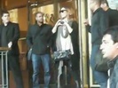 Demi Lovato Saludando en el hotel Radisson Uruguay 29_04_12 0583