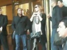 Demi Lovato Saludando en el hotel Radisson Uruguay 29_04_12 0589