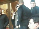 Demi Lovato Saludando en el hotel Radisson Uruguay 29_04_12 0632