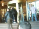 Demi Lovato Saludando en el hotel Radisson Uruguay 29_04_12 0770