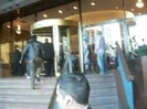 Demi Lovato Saludando en el hotel Radisson Uruguay 29_04_12 0814