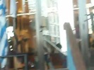 Demi Lovato Saludando en el hotel Radisson Uruguay 29_04_12 1064