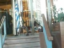 Demi Lovato Saludando en el hotel Radisson Uruguay 29_04_12 1174