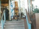 Demi Lovato Saludando en el hotel Radisson Uruguay 29_04_12 1181