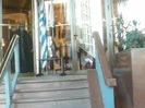 Demi Lovato Saludando en el hotel Radisson Uruguay 29_04_12 1199