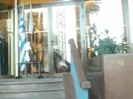 Demi Lovato Saludando en el hotel Radisson Uruguay 29_04_12 1259