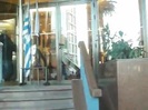 Demi Lovato Saludando en el hotel Radisson Uruguay 29_04_12 1292