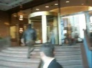 Demi Lovato Saludando en el hotel Radisson Uruguay 29_04_12 1406