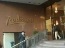 Demi Lovato Saludando en el hotel Radisson Uruguay 29_04_12 1432