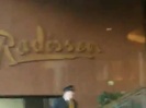 Demi Lovato Saludando en el hotel Radisson Uruguay 29_04_12 1456