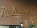 Demi Lovato Saludando en el hotel Radisson Uruguay 29_04_12 1471