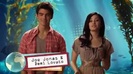 Oceans Bloopers - Joe Jonas and Demi Lovato 0051