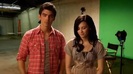 Oceans Bloopers - Joe Jonas and Demi Lovato 0484