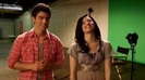 Oceans Bloopers - Joe Jonas and Demi Lovato 0753