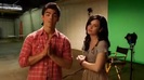 Oceans Bloopers - Joe Jonas and Demi Lovato 0817