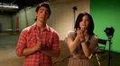 Oceans Bloopers - Joe Jonas and Demi Lovato 0825