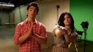 Oceans Bloopers - Joe Jonas and Demi Lovato 0836