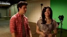 Oceans Bloopers - Joe Jonas and Demi Lovato 0873