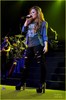 demi-lovato-brazil-concert08