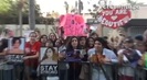 Demi Lovato Llego A Perú Y Saludo A Sus Fans  2012 00665