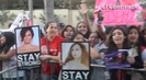 Demi Lovato Llego A Perú Y Saludo A Sus Fans  2012 01057