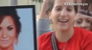 Demi Lovato Llego A Perú Y Saludo A Sus Fans  2012 02344