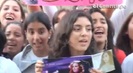 Demi Lovato Llego A Perú Y Saludo A Sus Fans  2012 03559