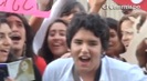 Demi Lovato Llego A Perú Y Saludo A Sus Fans  2012 04056