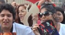 Demi Lovato Llego A Perú Y Saludo A Sus Fans  2012 04458