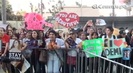 Demi Lovato Llego A Perú Y Saludo A Sus Fans  2012 06014