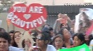 Demi Lovato Llego A Perú Y Saludo A Sus Fans  2012 07051