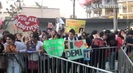 Demi Lovato Llego A Perú Y Saludo A Sus Fans  2012 08893