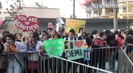 Demi Lovato Llego A Perú Y Saludo A Sus Fans  2012 08903