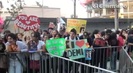 Demi Lovato Llego A Perú Y Saludo A Sus Fans  2012 08914