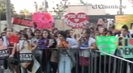 Demi Lovato Llego A Perú Y Saludo A Sus Fans  2012 09186