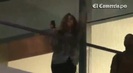 Demi Lovato Llego A Perú Y Saludo A Sus Fans  2012 13903