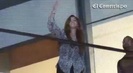 Demi Lovato Llego A Perú Y Saludo A Sus Fans  2012 19802