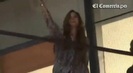 Demi Lovato Llego A Perú Y Saludo A Sus Fans  2012 20165