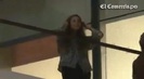 Demi Lovato Llego A Perú Y Saludo A Sus Fans  2012 29322