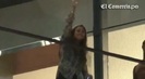 Demi Lovato Llego A Perú Y Saludo A Sus Fans  2012 30651