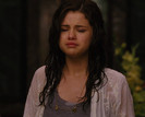 Unde...:(((...[oprindu-se] ....doamne simt ca mor.....:(( ..[incepe ploaia]