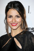 Nina..Louis..imbracati-va..mergem la biliard.