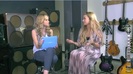 Demi Lovato Acuvue Live Chat - May 16_ 2012 085140