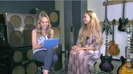 Demi Lovato Acuvue Live Chat - May 16_ 2012 094617