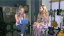 Demi Lovato Acuvue Live Chat - May 16_ 2012 094425
